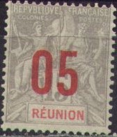 '05' on 15 c grey